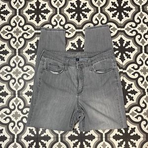 Universal Thread Jeans
